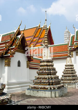 Bagan, Myanmar - Juillet 23, 2017 : Tat temple, bâtiments religieux du bouddhisme. Swe taw myat buddha tooth relic pagode, Yangon Myanmar Banque D'Images