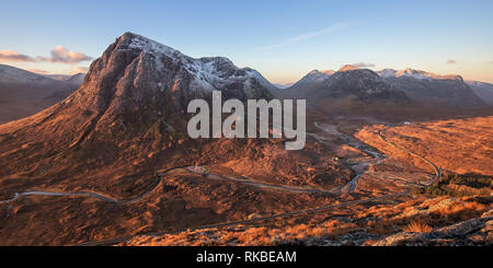 Buachaille Etive Mor au lever du soleil sur un matin d'automne en Octobre Banque D'Images