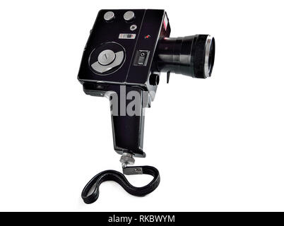 Vintage film appareil photo avec film facturés sur les bobines isolé sur fond blanc. Histoire de l'industrie cinématographique Banque D'Images