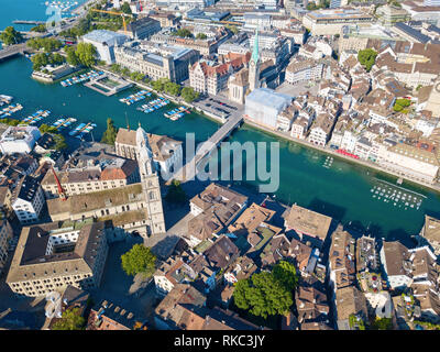 ZURICH - Mai 17 : Vue aérienne du centre historique de Zurich, le 17 mai 2015 à Zurich, Suisse. Banque D'Images