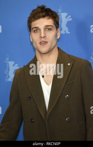 Au cours de l'Dassler Jonas "Der Goldene Handschuh / Le golden glove' photocall à la 69ème Festival International du Film de Berlin Berlinale 2019 / à l'hôtel Grand Hyatt le 09 février 2019 à Berlin, Allemagne. Dans le monde d'utilisation | Banque D'Images