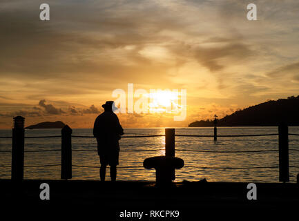 Belle vue sur le coucher du soleil à Kota Kinabalu,Bornéo Banque D'Images