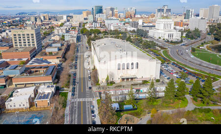 1914 Kaiser Convention Center, bâtiment d'intérêt historique, Oakland, CA, USA Banque D'Images