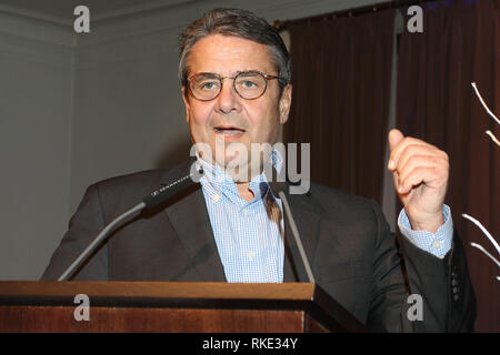 Les célébrités assistant à la réception du Nouvel An Blankenese à Suellberg Hambourg comprend : Sigmar Gabriel Où : Hambourg, Allemagne Quand : 10 Jan 2019 Credit : Becher/WENN.com Banque D'Images