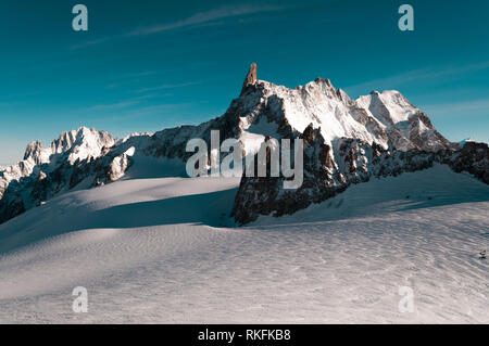 Haute-montagne dans les Alpes françaises, italiennes et Banque D'Images