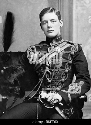 Portrait de Winston Churchill le Sous-lieutenant du 4e Queen's Own Hussars en 1895 comme un jeune homme Banque D'Images