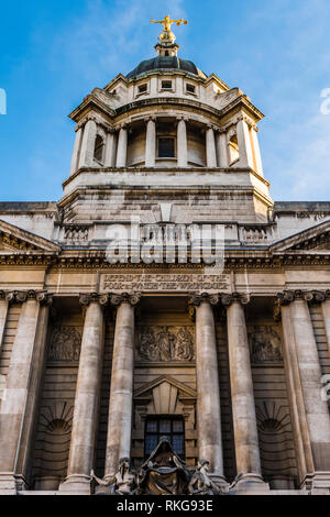 Entrée principale de la Cour Criminelle Centrale, Old Bailey, London, UK Banque D'Images