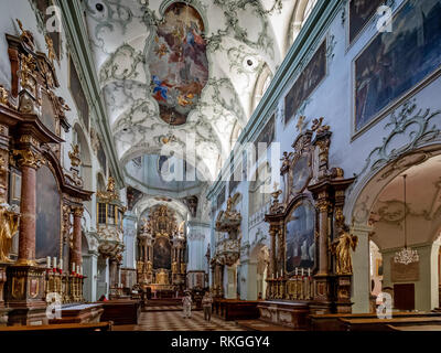 Autel et de l'intérieur de l'abbaye de St Peters, Stift Saint-pierre, église catholique à Salzbourg, Autriche, Europe Banque D'Images