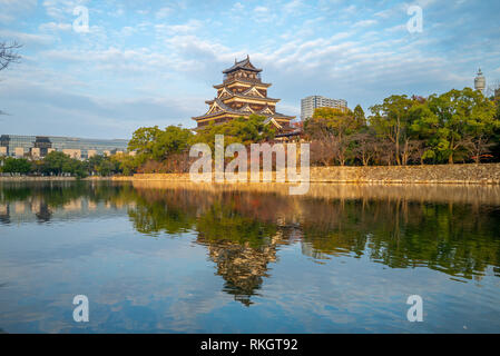 Château d'Hiroshima Carp (château) à Hiroshima, Japon Banque D'Images