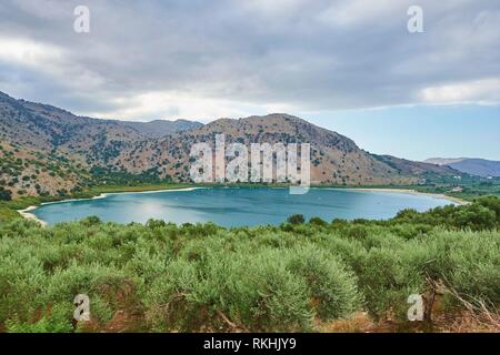 Lac d'eau douce, Lac de Kournas, Crète, Grèce Banque D'Images