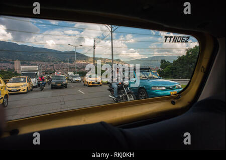 Medellin, Antioquia, Colombie : scène de rue. Banque D'Images