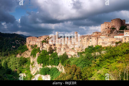 Une vue panoramique de Pitigliano, Toscane, Italie Banque D'Images