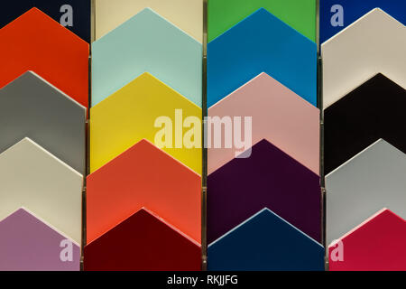 Une palette de couleur de la peinture des échantillons III Banque D'Images
