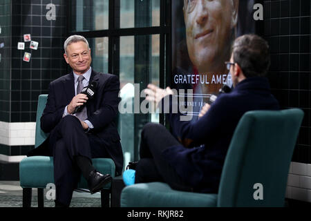 New York, USA. 11 févr., 2019. Gary Sinise au Lundi, Février 11, 2019 Construire l'intérieur de la série Celebrity Candids parlant de son nouveau livre, 'Reconnaissant American : un voyage à partir de l'auto de Service' à construire Studio à New York, USA. Crédit : Steve Mack/S.D. Mack Photos/Alamy Crédit : Steve Mack/Alamy Live News Banque D'Images