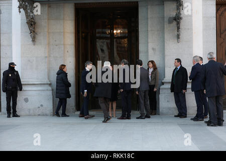 Quim Torra, président de la Generalitat, entre dans la cour suprême. La chambre criminelle de la Cour suprême commence ce mardi, 12 février, 12 juger les dirigeants pro-indépendance de la Catalogne par le soi-disant "Procés" en Catalogne. Banque D'Images