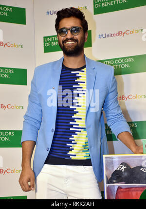 Vicky acteur Kaushal lancer United Colors of Benetton collection SS19 de UCB store à Mumbai. Banque D'Images