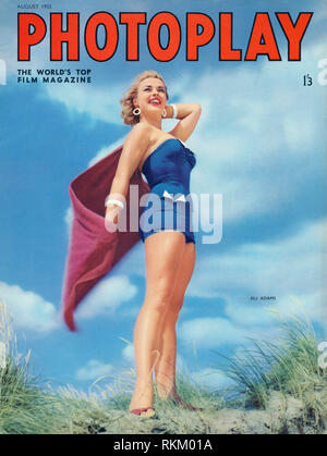 Vintage 1955 de la couverture du magazine Photoplay, mettant en vedette l'actrice Jill Adams. Banque D'Images