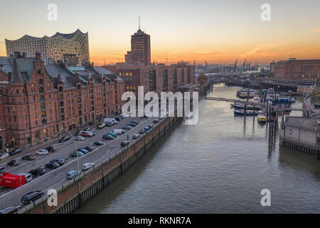 Vue aérienne de Zollkanal dans la Hafencity de Hambourg Banque D'Images