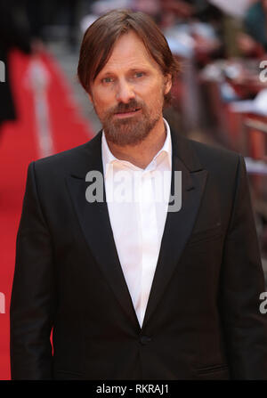 Viggo Mortensen arrive à la première UK de "Les Deux visages de janvier' au Curzon Mayfair à Londres, Angleterre Banque D'Images