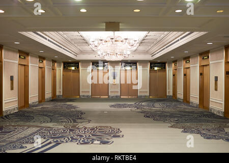 CHICAGO, IL - vers Mars, 2016 : l'intérieur de l'hôtel Hilton Chicago. L'hôtel Hilton Chicago est un grand hôtel de luxe en centre-ville de Chicago, Illinois, Unité Banque D'Images