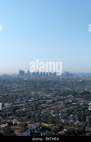 Grand angle de visualisation ultra de Los Angeles, Californie, États-Unis d'Amérique. Célèbre ville américaine sur la côte ouest nous vus de Griffith Observatory. U Banque D'Images