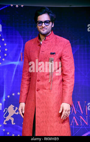 Mumbai, Inde. Feb 11, 2019. Acteur Ali Fazal assiste à Brands-Bollywood d'alimentation Prix du Journaliste de cinéma (BFJA) 2019 à l'hôtel Novotel Juhu à Mumbai. Credit : Azhar Khan SOPA/Images/ZUMA/Alamy Fil Live News Banque D'Images