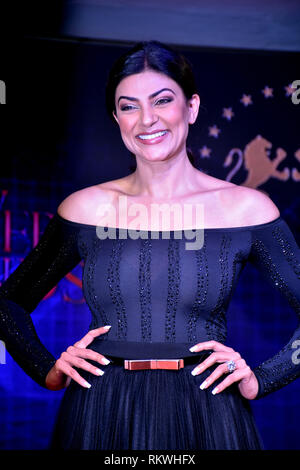 Mumbai, Inde. Feb 11, 2019. L'actrice Sushmita Sen assiste à Brands-Bollywood d'alimentation Prix du Journaliste de cinéma (BFJA) 2019 à l'hôtel Novotel Juhu à Mumbai. Credit : Azhar Khan SOPA/Images/ZUMA/Alamy Fil Live News Banque D'Images