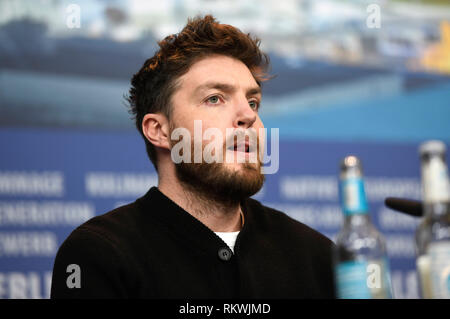 Berlin, Allemagne. 12 Février, 2019. Tom Burke au cours de la 'Le Souvenir' conférence de presse à la 69e Festival International du Film de Berlin/Berlinale 2019 à l'hôtel Grand Hyatt le 12 février 2019 à Berlin, Allemagne. Credit : Geisler-Fotopress GmbH/Alamy Live News Banque D'Images