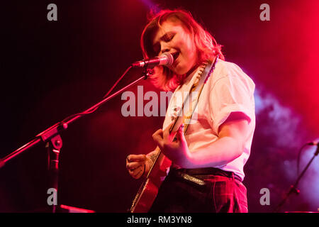 Milan, Italie. 12 Février, 2019. Le groupe de rock indépendant Anglais BLOXX effectue sur scène à l'ouverture de la Fabrique de montrer les wombats. Credit : Rodolfo Sassano/Alamy Live News Banque D'Images