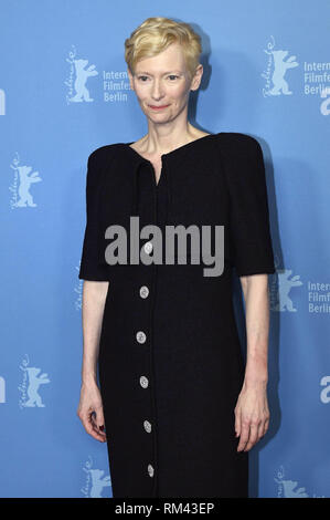 Berlin, Allemagne. 12 Février, 2019. Tilda Swinton participant à la 'Le Souvenir' première mondiale au 69e Festival International du Film de Berlin/Berlinale 2019 au Zoo Palast le 12 février 2019 à Berlin, Allemagne. Utilisation dans le monde entier | Credit : dpa/Alamy Live News Banque D'Images