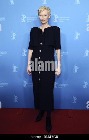 Berlin, Allemagne. 12 Février, 2019. Tilda Swinton participant à la 'Le Souvenir' première mondiale au 69e Festival International du Film de Berlin/Berlinale 2019 au Zoo Palast le 12 février 2019 à Berlin, Allemagne. Utilisation dans le monde entier | Credit : dpa/Alamy Live News Banque D'Images