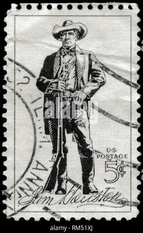 USA - circa 1963 : timbre imprimé aux États-Unis présente le portrait d'un Sam Houston (1793-1863), soldat, président du Texas, le sénateur américain, vers 1963 Banque D'Images