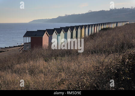 Cabines de plage au ministre sur l'île de sheppey angleterre kent Banque D'Images