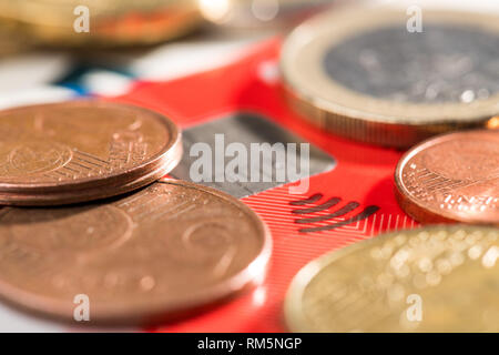 Carte EC avec les pièces en euros Banque D'Images