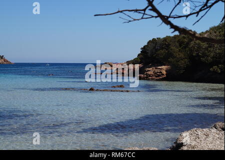 L'une des plus belles plages de Corse du Sud - la plage de Rondinara Banque D'Images