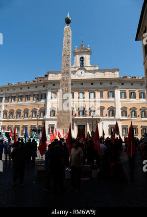 Obélisque de Montecitorio, Obelisco di Montecitorio, également connu sous le nom de Solare et le Palazzo Montecitorio, un palais à Rome et le siège de la Cha Banque D'Images