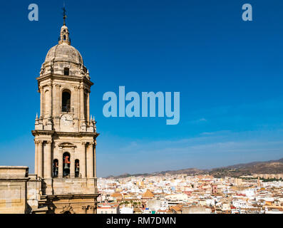 Bell Tower, Basilique Cathédrale et vue sur les toits, Malaga, Andalousie, Espagne Banque D'Images