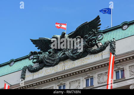 L'aigle bicéphale ( les armoiries de l'Autriche-Hongrie ) sur le bâtiment du gouvernement à Vienne, Autriche Banque D'Images