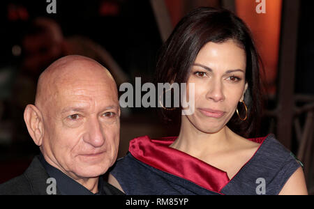 Dec 3, 2014 - exode : Dieux et rois Première Mondiale - VIP Tapis Rouge terminal des arrivées de l'Odeon, Leicester Square, Londres Photo : Ben Kingsley Banque D'Images