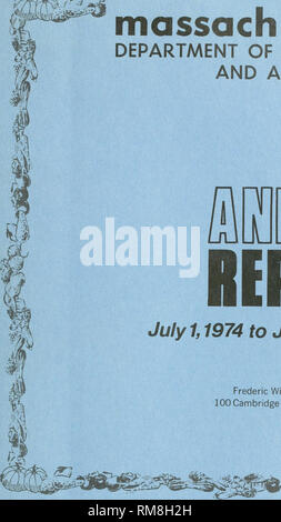 . Rapport annuel - Massachusetts Ministère de l'alimentation et l'Agriculture. Le Massachusetts. Ministère de l'alimentation et l'agriculture ; l'agriculture ; l'approvisionnement alimentaire. EK-^s.t-fr&amp;e.ni/^-i/ij ly massachusetts MINISTÈRE DE L'ALIMENTATION ET L'AGRICULTURE. Veuillez noter que ces images sont extraites de la page numérisée des images qui peuvent avoir été retouchées numériquement pour plus de lisibilité - coloration et l'aspect de ces illustrations ne peut pas parfaitement ressembler à l'œuvre originale.. Le Massachusetts. Ministère de l'alimentation et l'Agriculture. Boston : Massachusetts Dept. de l'alimentation et l'Agriculture Banque D'Images