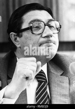 Le ministre fédéral de l'intérieur, Werner Maihofer. Banque D'Images