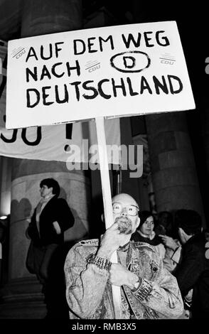 Campagne électorale de la CDU, au Gendarmenmarkt à Berlin Est. Le 18 mars 1990 a eu lieu les premières élections libres à la Chambre du peuple de la RDA. Banque D'Images