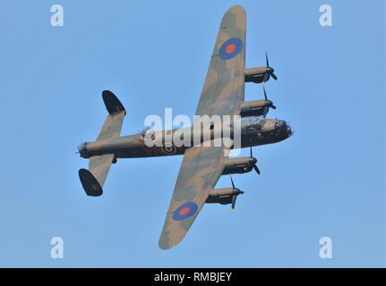 Avro Lancaster world war 2 4 Survol de bombardiers lourds du moteur. BBMF. Banque D'Images