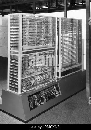 La reconstruction de la première entièrement opérationnel le calculateur électromécanique Z3 par Konrad Zuse Banque D'Images