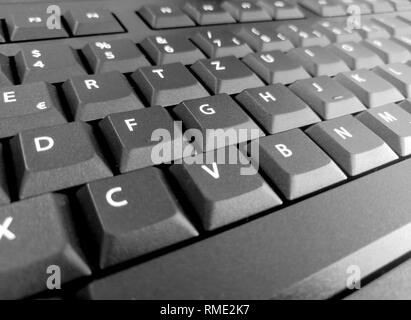 Gros plan clavier qwertz grosses lettres noires Banque D'Images