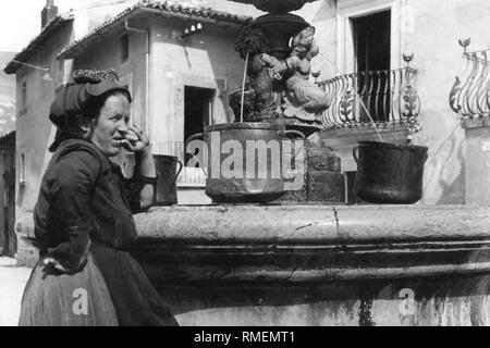 Le skieur Gran Sasso, l'Aquila, Abruzzo, Italie, 1930 Banque D'Images