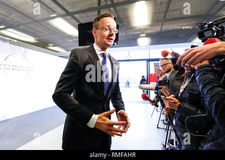 Varsovie, Pologne. 8Th Feb 2019. Ministre des affaires étrangères de Hongrie arrivent pour une réunion ministérielle du sommet pour promouvoir un avenir de paix et de la sécurité au Moyen-Orient le 14 février 2019 à Varsovie, Pologne. Credit : Michal Bielsk Podlaski/Alamy Live News Banque D'Images