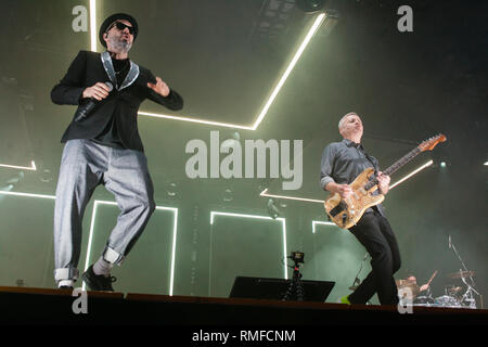 Turin, Italie. 14 février 2019. Le groupe de Turin Subsonica se produire en direct dans leur propre ville FIT 8tour crédit: Daniele Baldi Banque D'Images