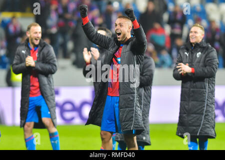 Plzen, République tchèque. Feb 14, 2019. Ludek Pernica de Viktoria Plzen célèbre deux objectifs après la Ligue Europa tour de jambe premier 32 match de football à Plzen, République tchèque, Jeudi, Février 14, 2019. Photo : CTK Miroslav Chaloupka/Photo/Alamy Live News Banque D'Images