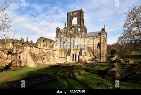 Kirkstall Abbey Ruins Banque D'Images